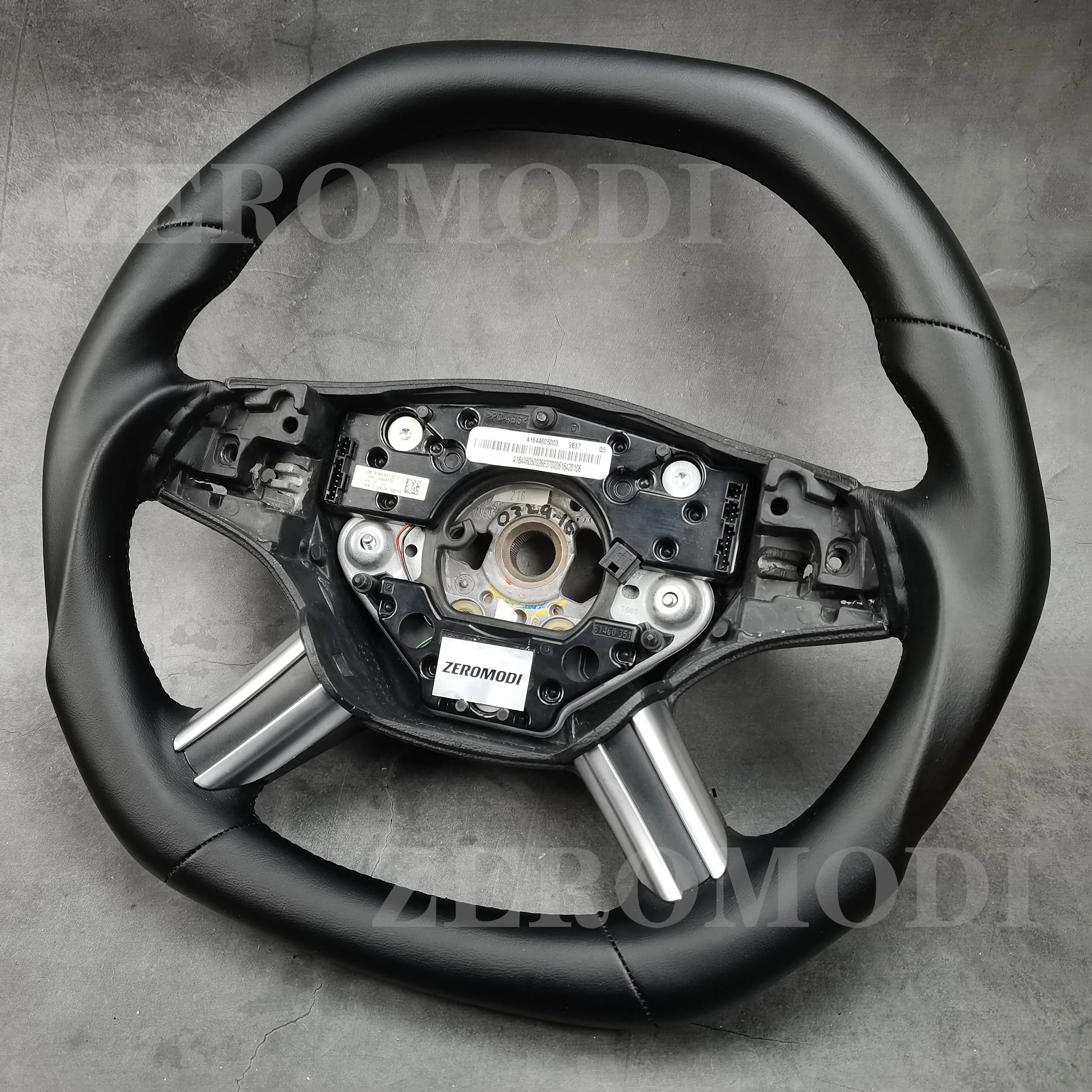 Custom Carbon Fiber Steering Wheel For Mercedes M/GL/B/R